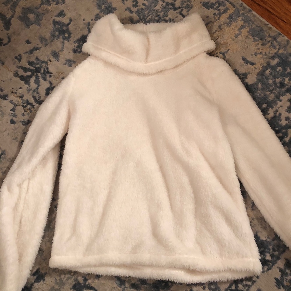 fuzzy sweatshirt from aerie